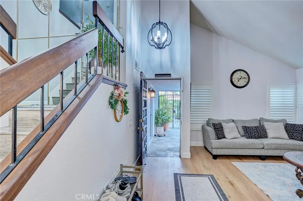 17 Westbrook Lane