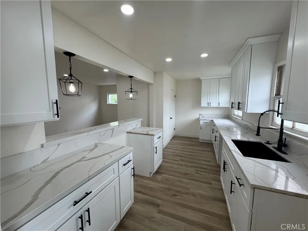 2520 Kellogg Park Drive