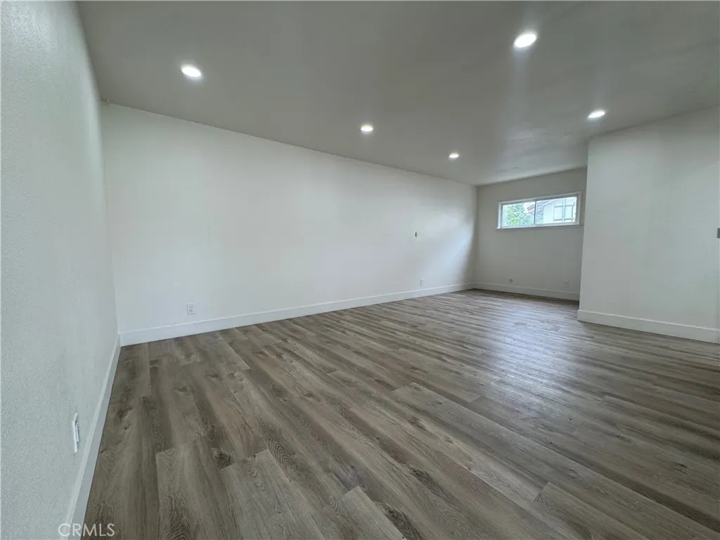 2520 Kellogg Park Drive