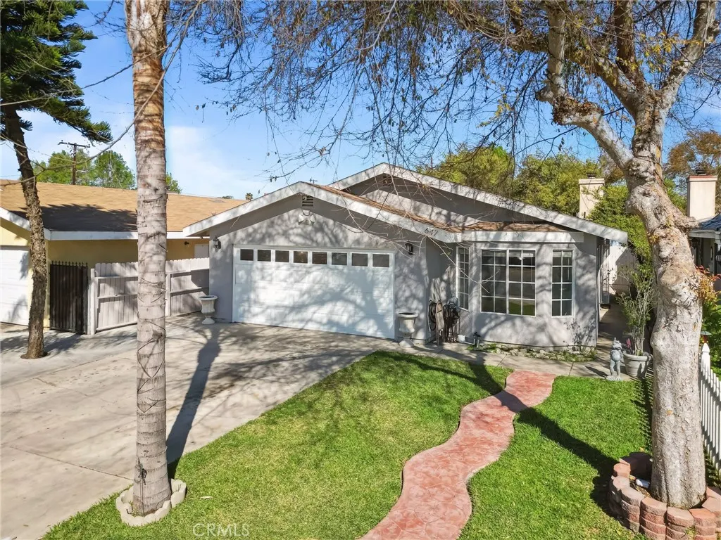 647 Muir Avenue