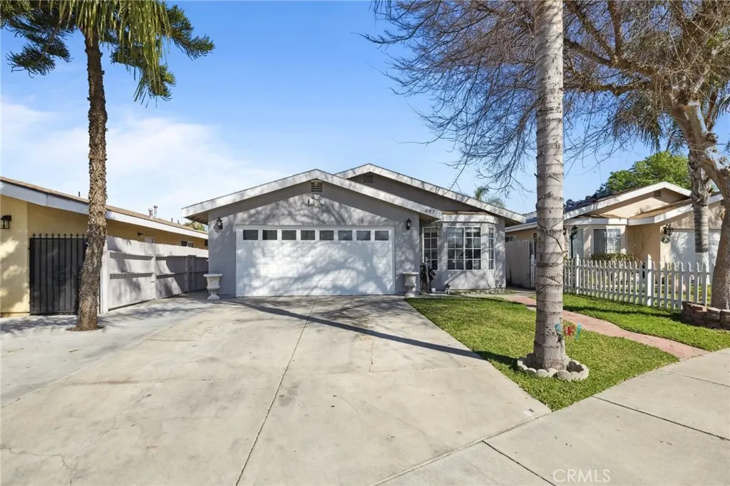 647 Muir Avenue