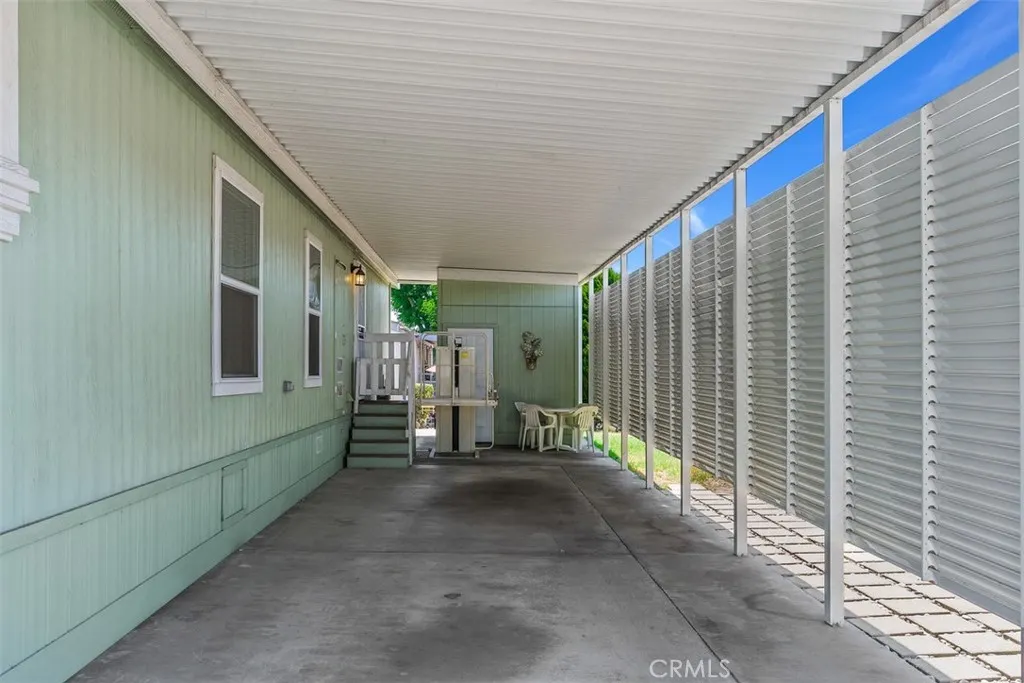 1456 E Philadelphia St Spc 390