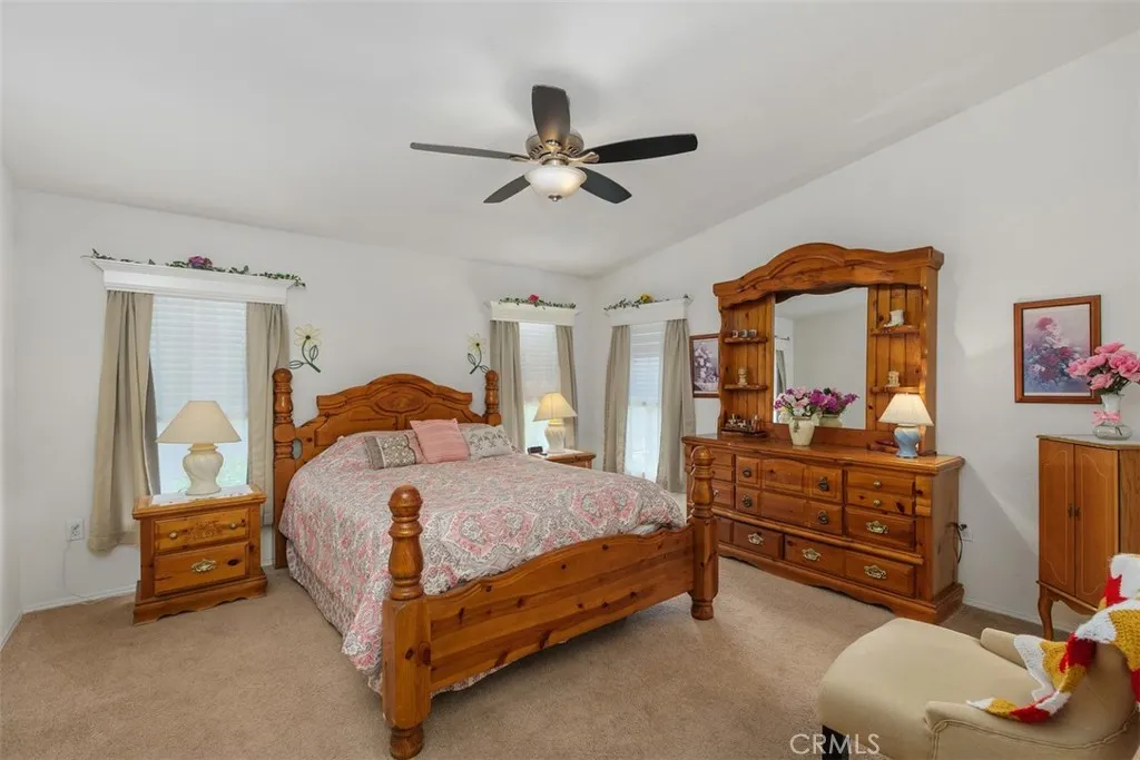 1456 E Philadelphia St Spc 390