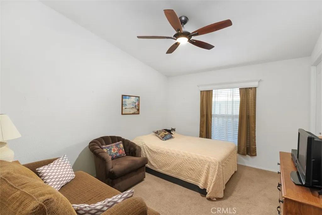 1456 E Philadelphia St Spc 390