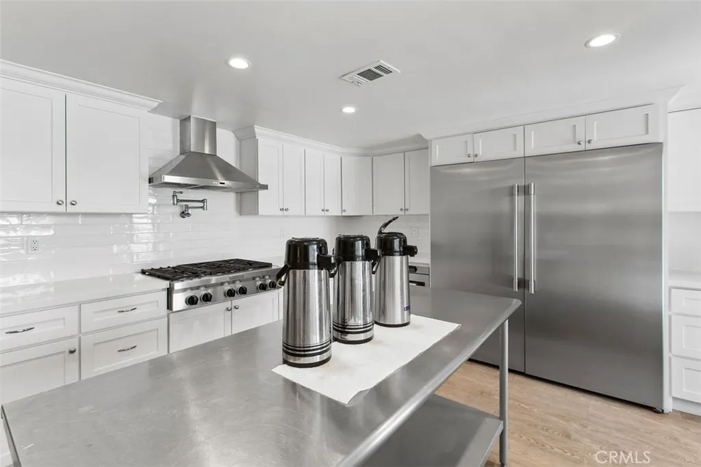 1456 E Philadelphia St Spc 368