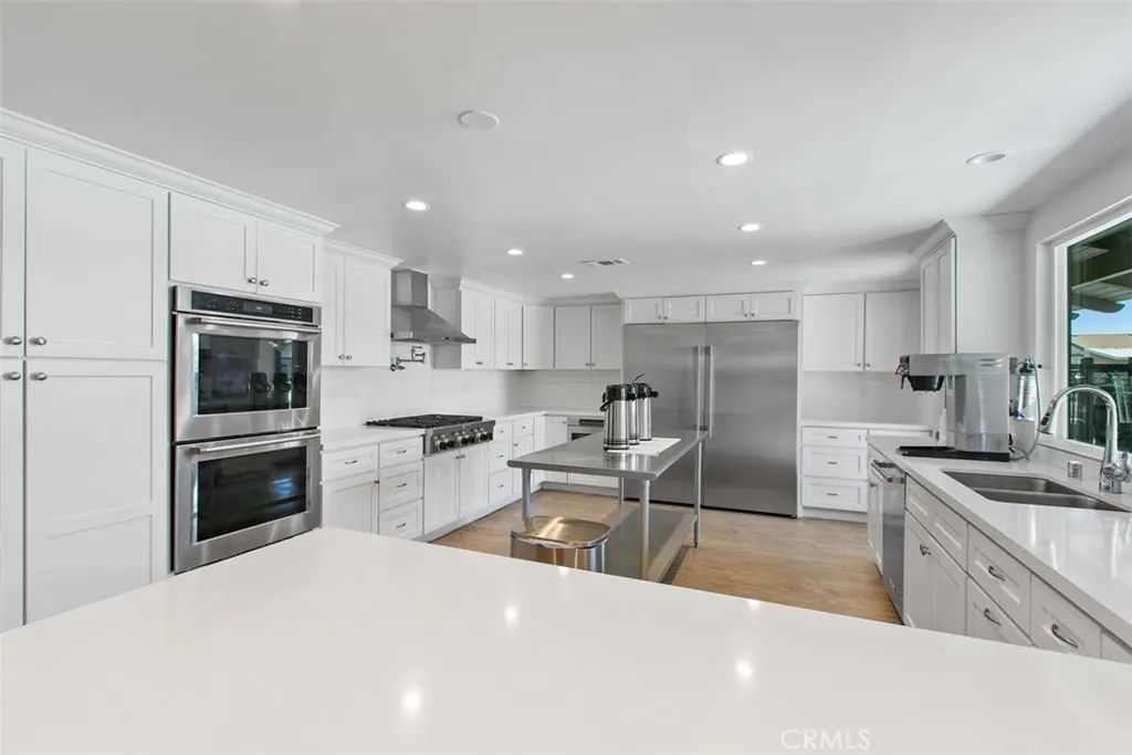 1456 E Philadelphia St Spc 368