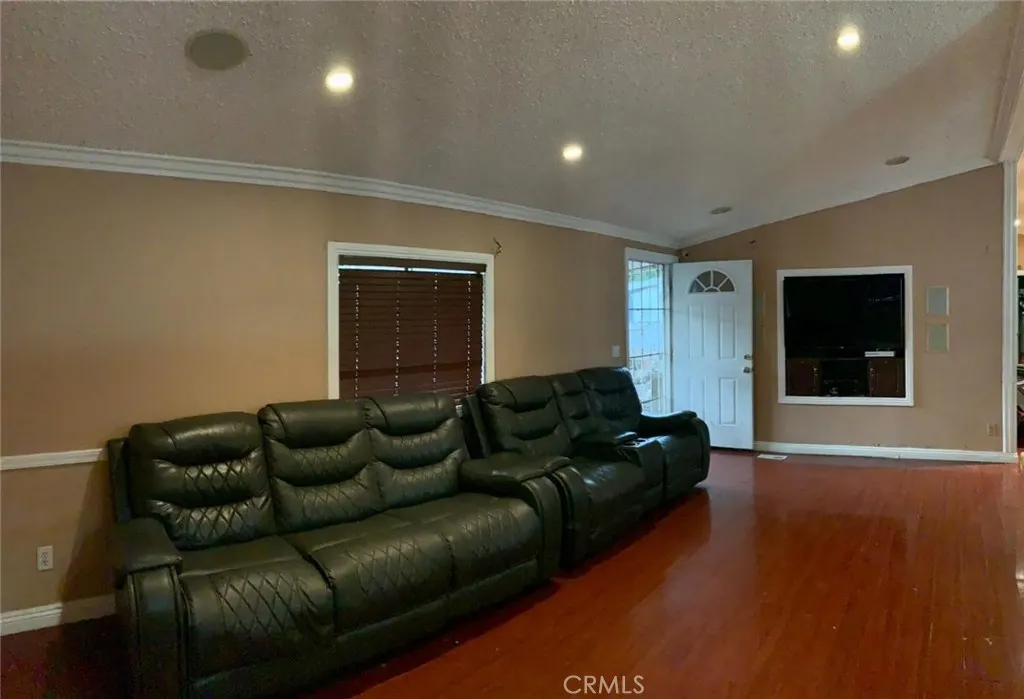 1855 Riverside Drive E, #107