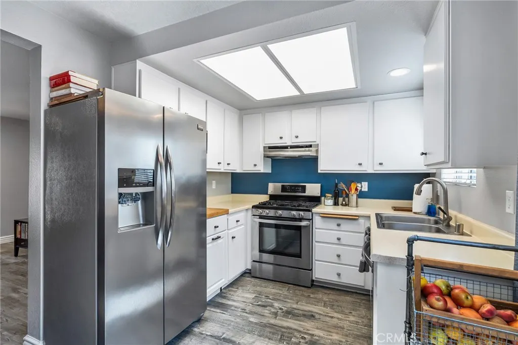 176 Whitney Avenue, #2