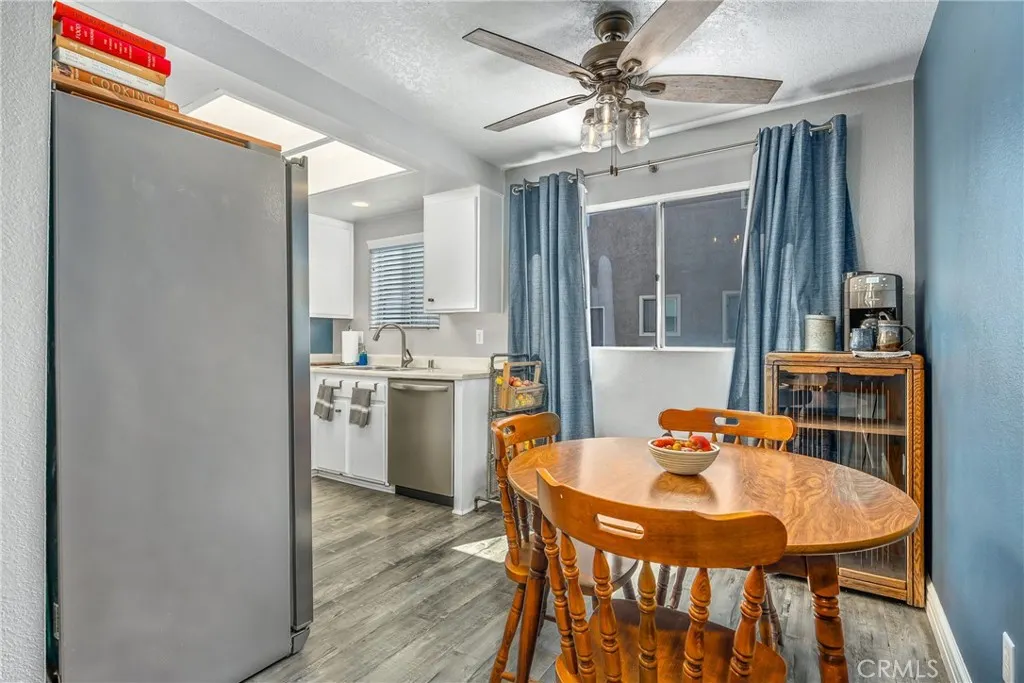 176 Whitney Avenue, #2