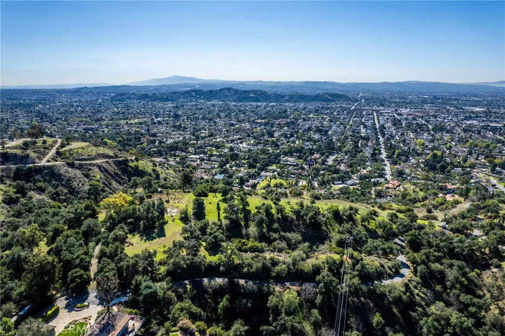 1018 N Glendora Avenue