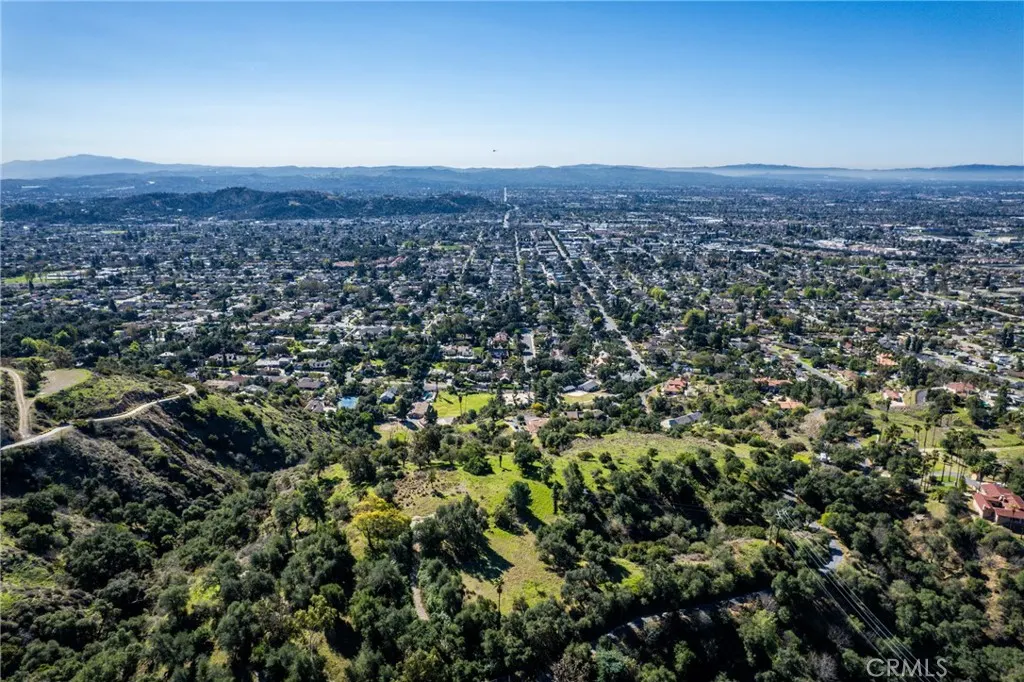 1018 N Glendora Avenue