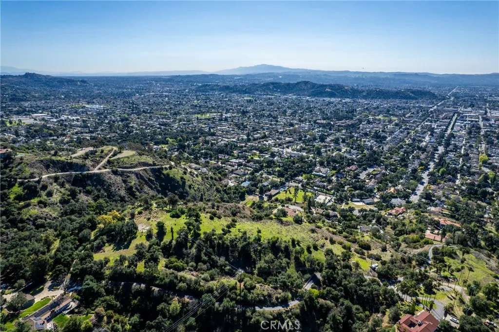 1018 N Glendora Avenue