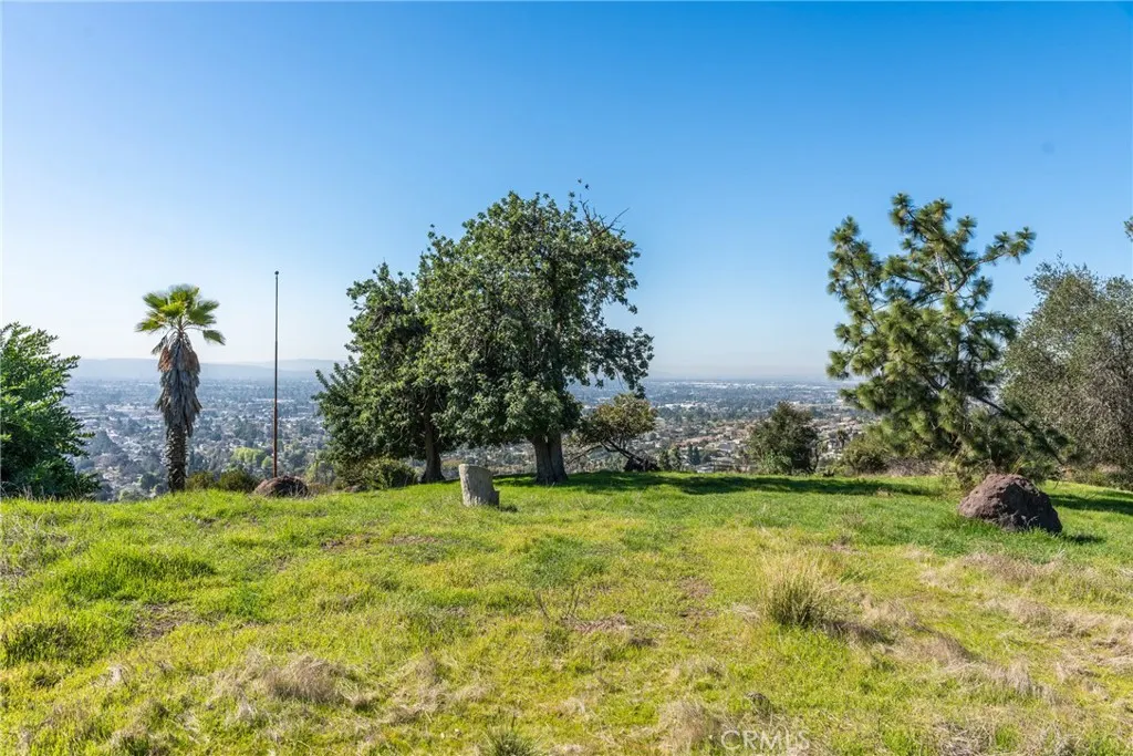 1018 N Glendora Avenue