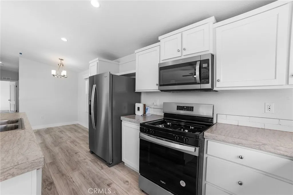 716 N Grand, #I3