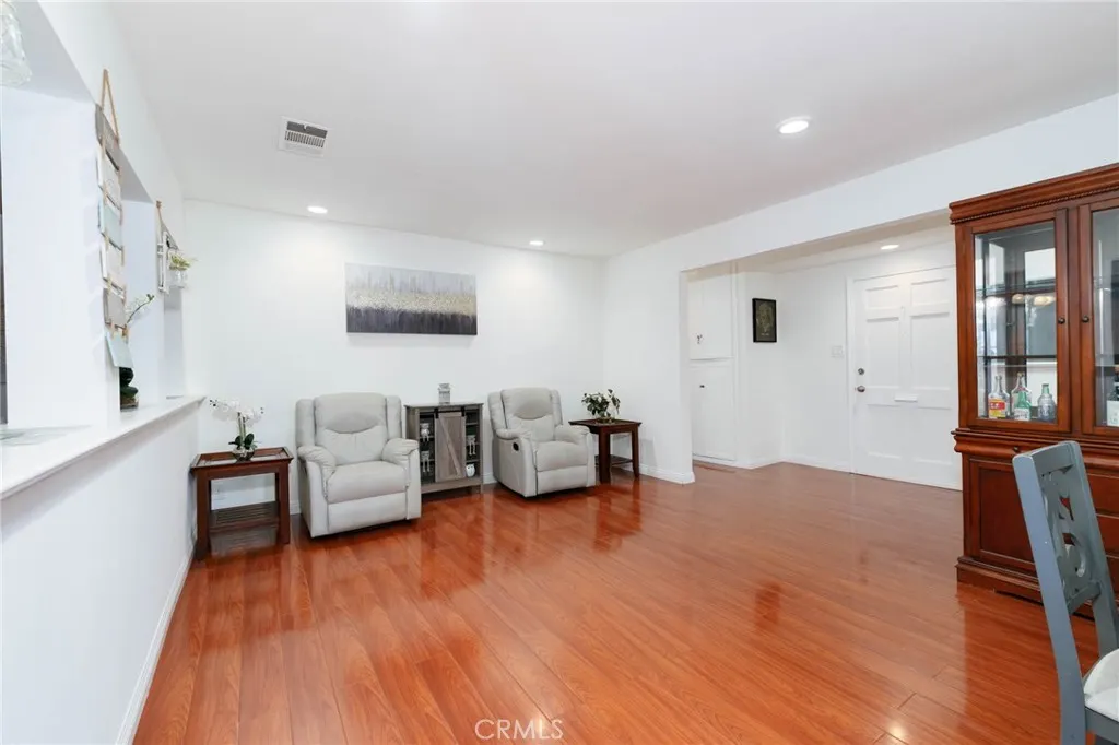 235 S Azusa Avenue