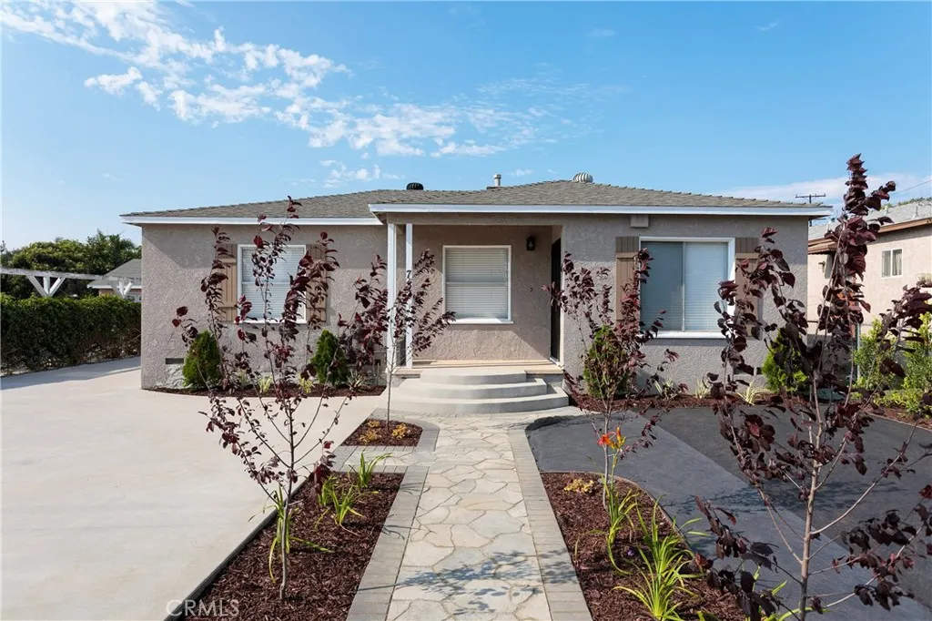 783 E Grand Avenue