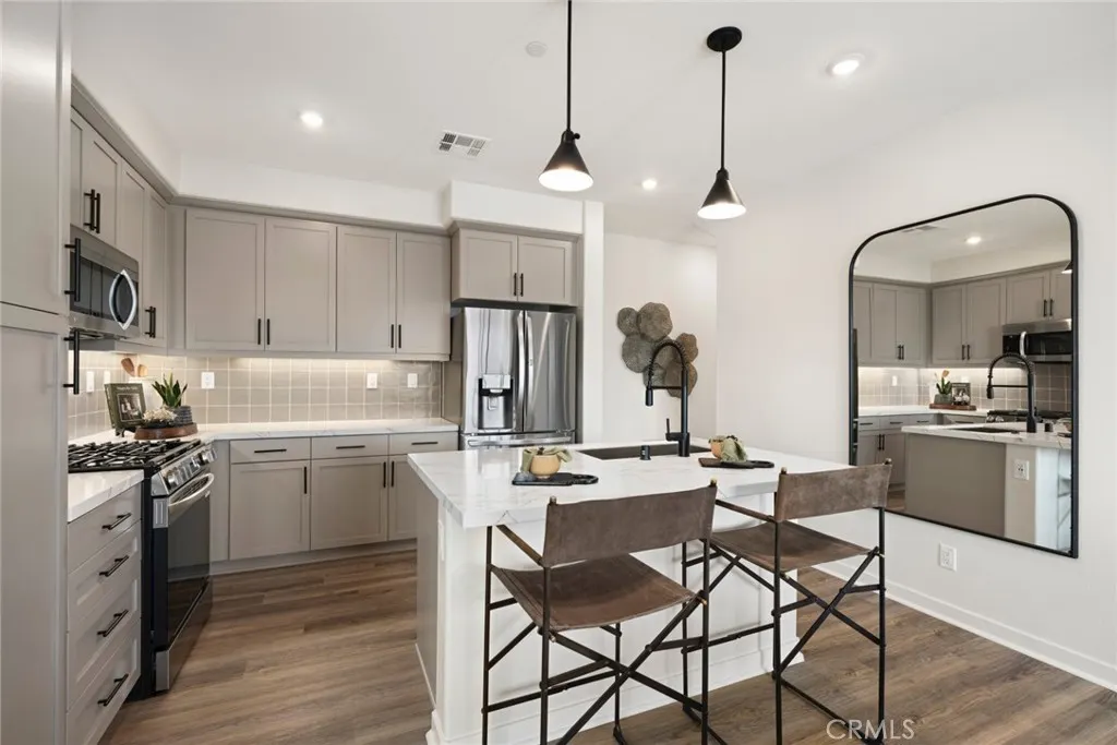 12247 Elliott Avenue, #F