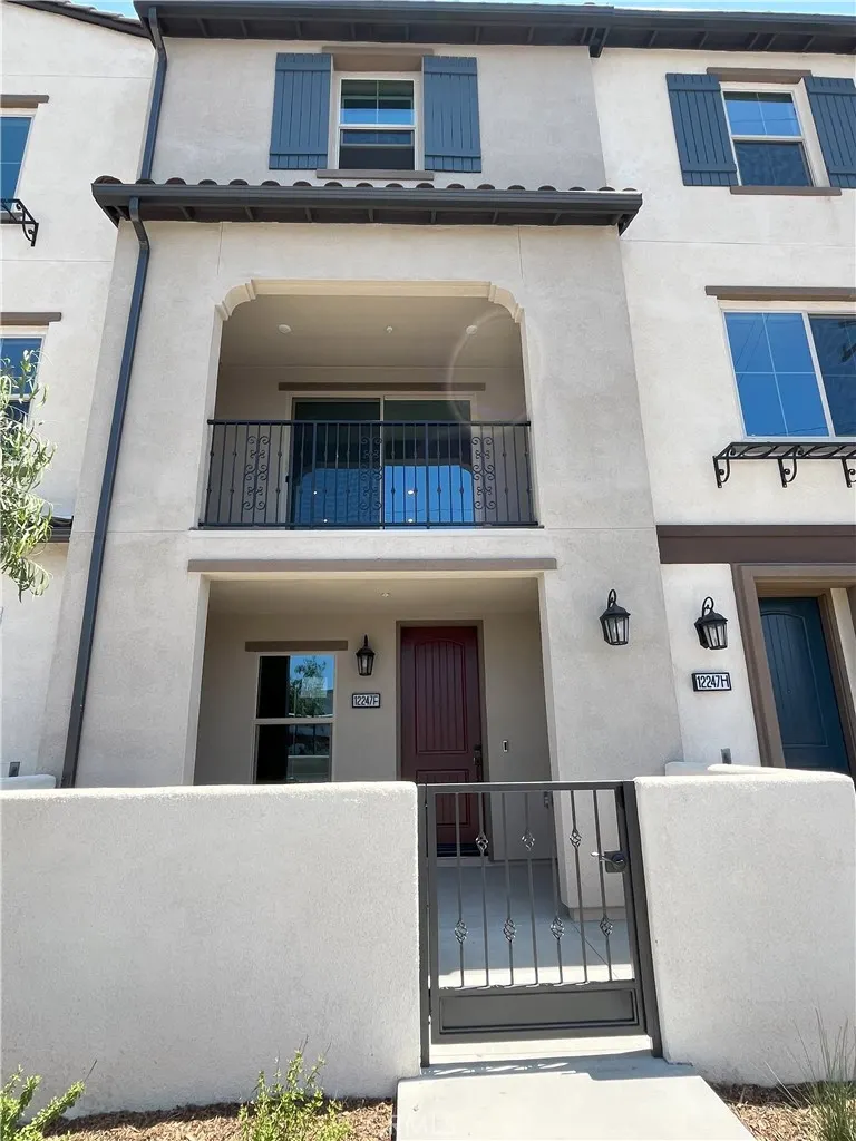 12247 Elliott Avenue, #F