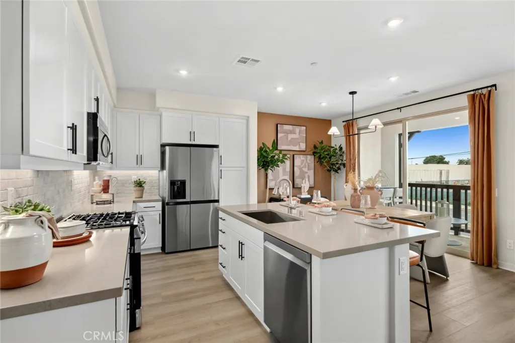 12247 Elliott Avenue, #B
