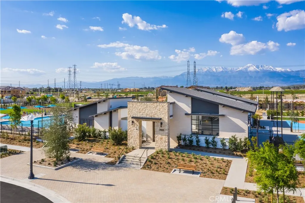 4193 S. WINWOOD PASEO S
