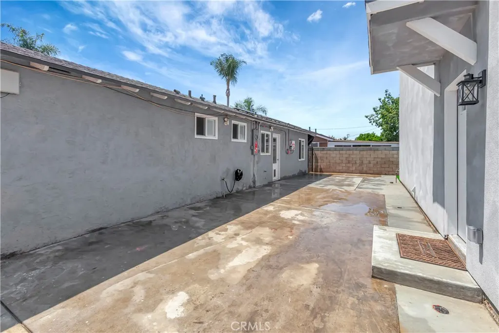1115 Broadmoor Avenue