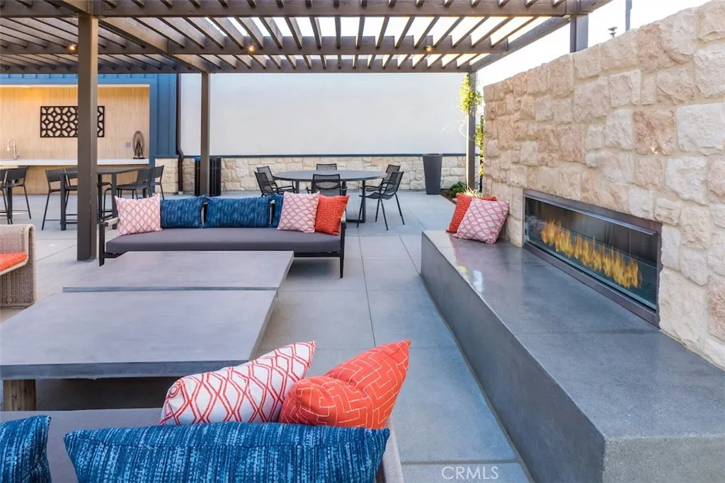 4152 S S. LIMECREST PASEO, #15