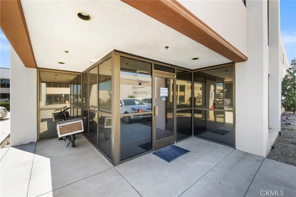 620 S Magnolia Avenue, #F