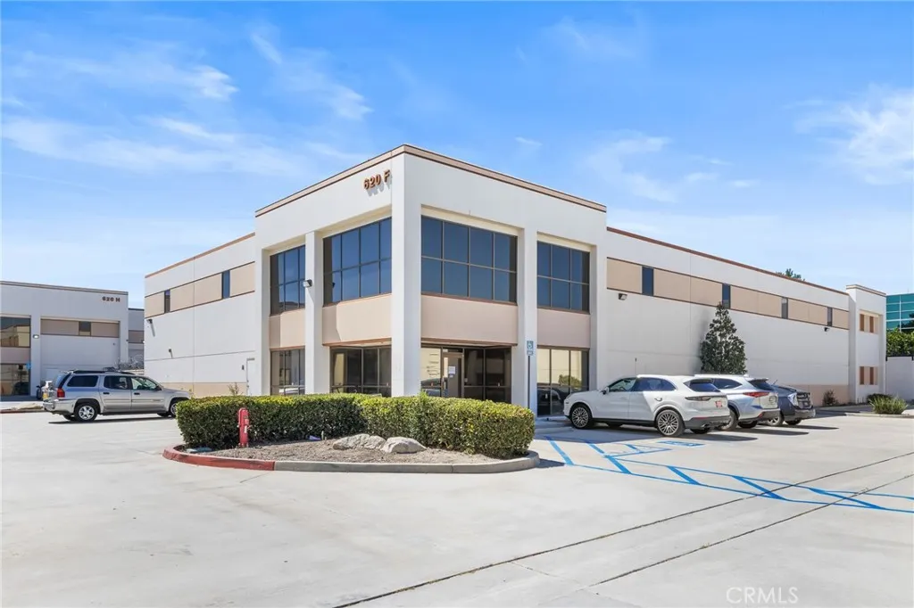 620 S Magnolia Avenue, #F