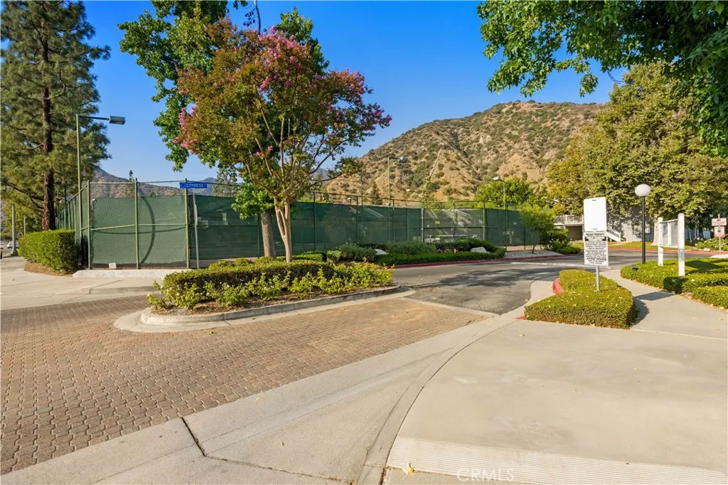 1756 Shady Oaks Court