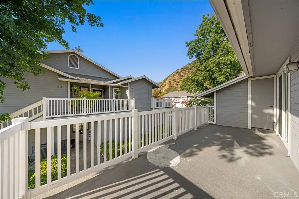 1756 Shady Oaks Court