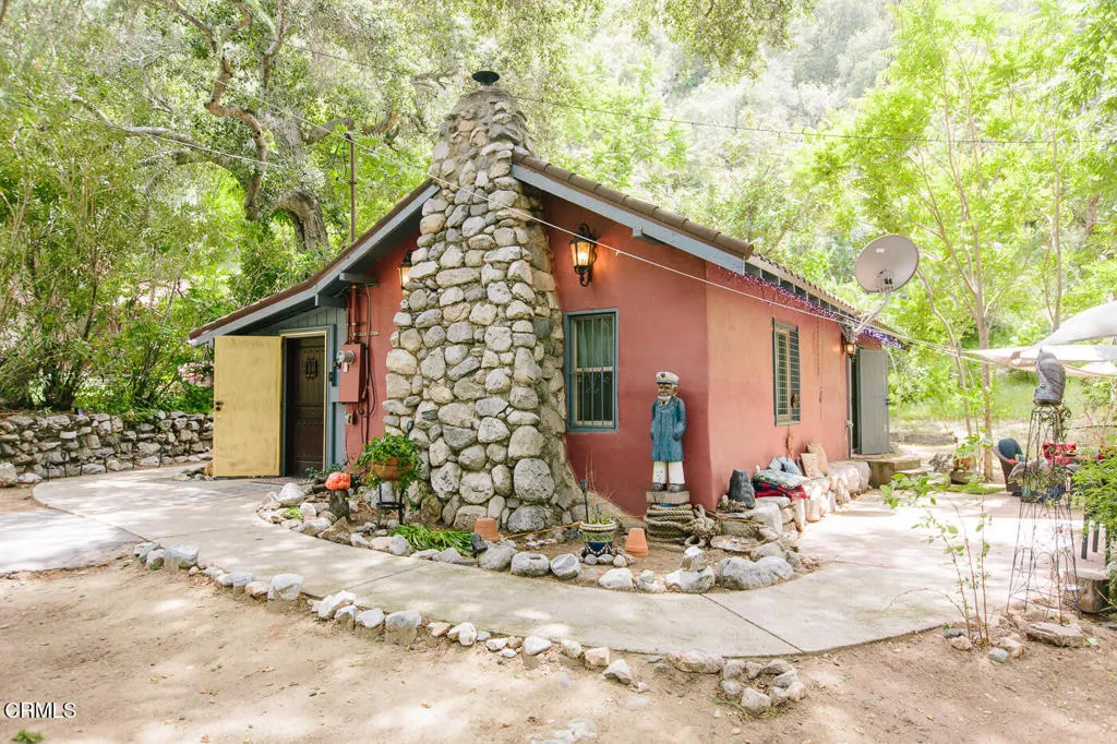 11 N San Gabriel Canyon Road