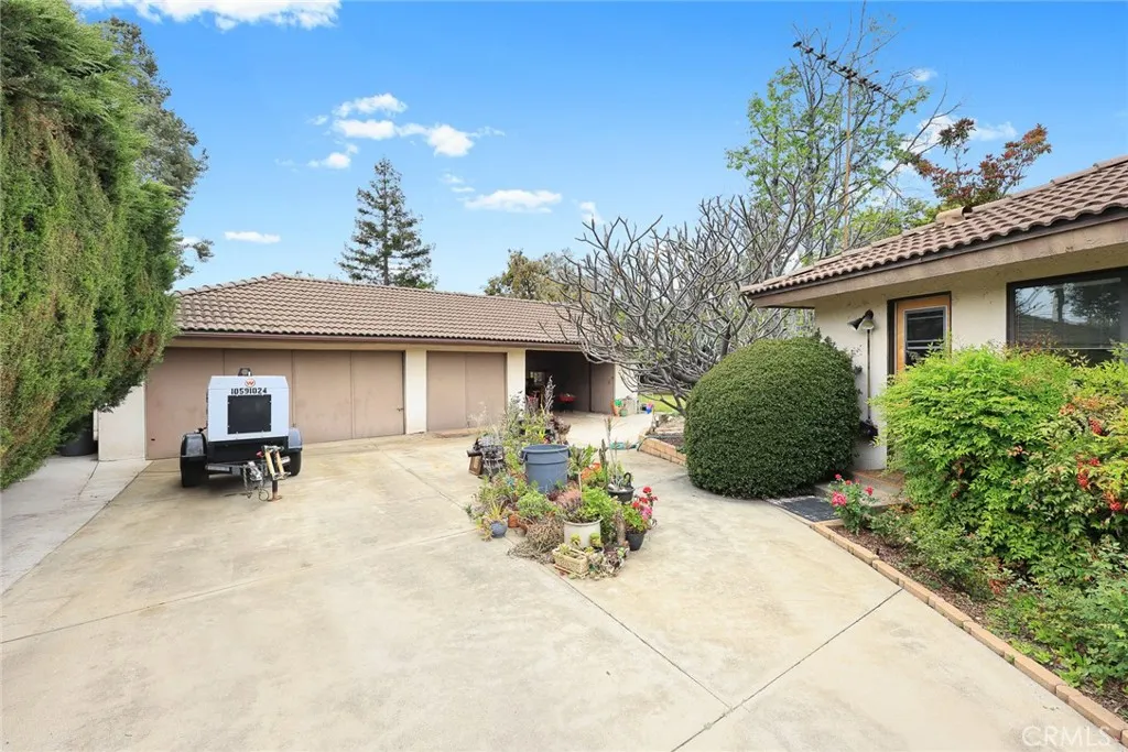 1314 Pebble Springs Lane