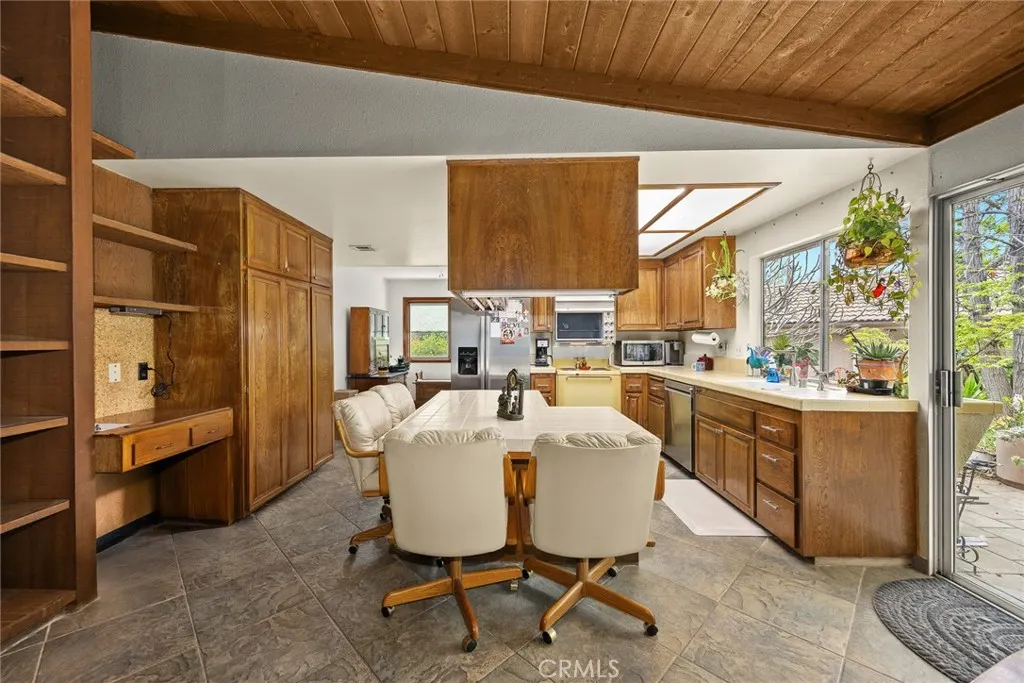 1314 Pebble Springs Lane