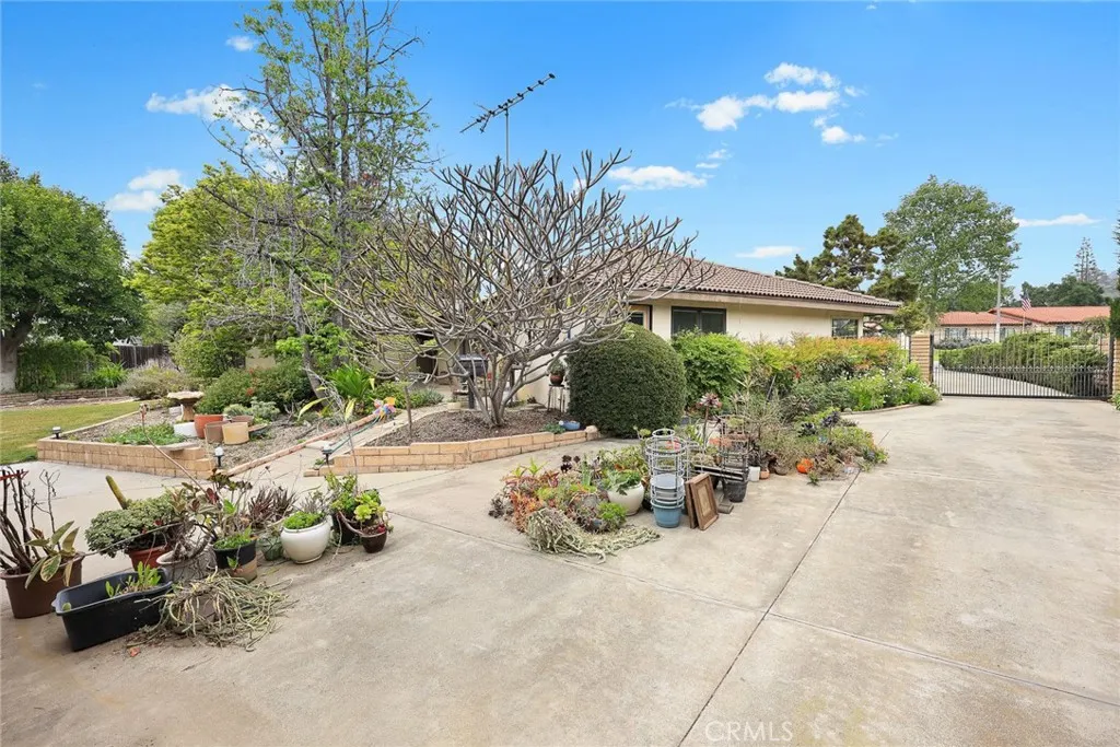1314 Pebble Springs Lane