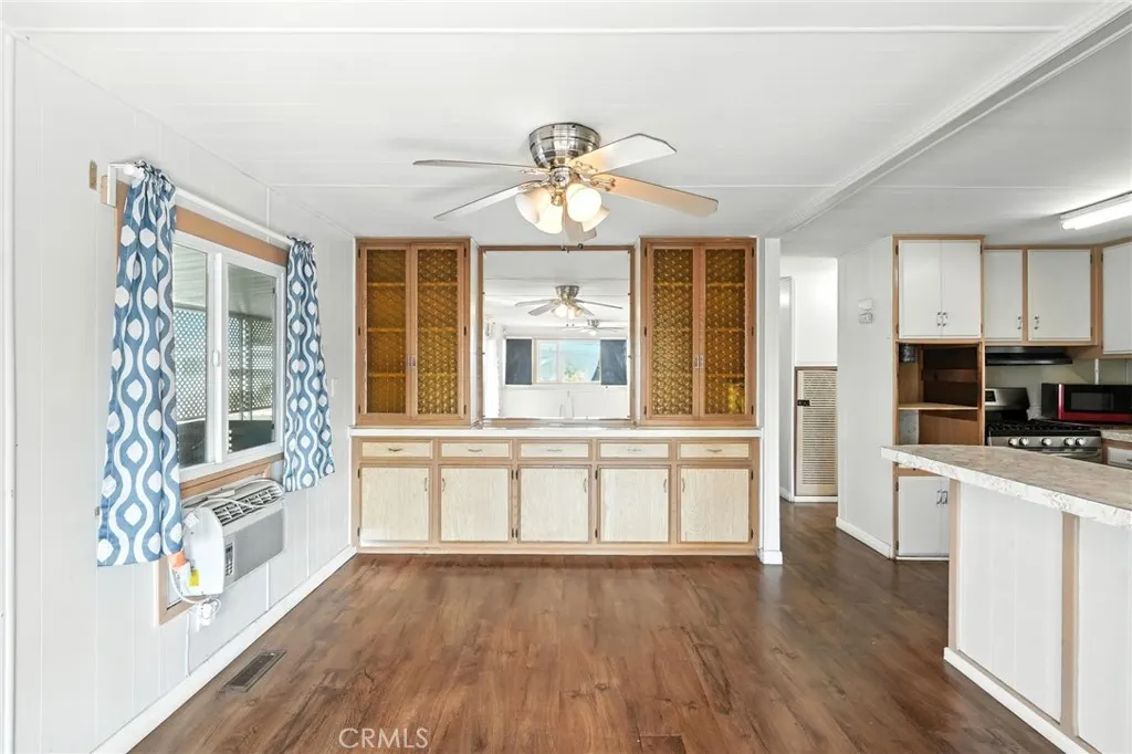 2755 Arrow Highway, #19