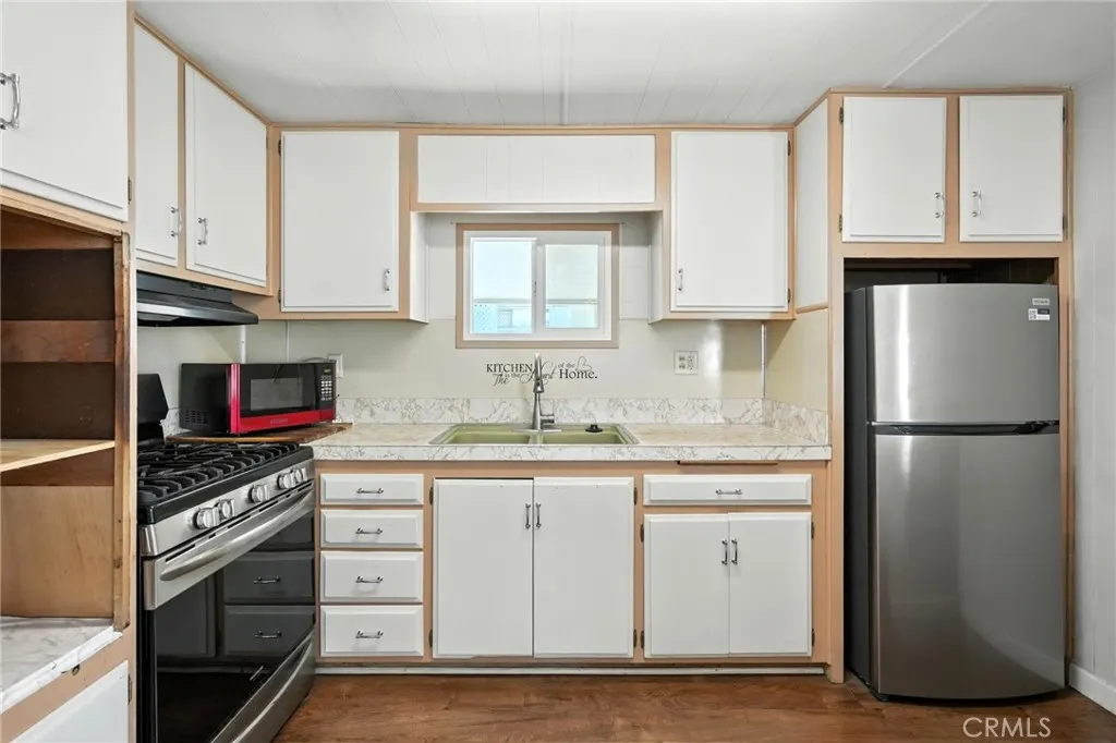 2755 Arrow Highway, #19