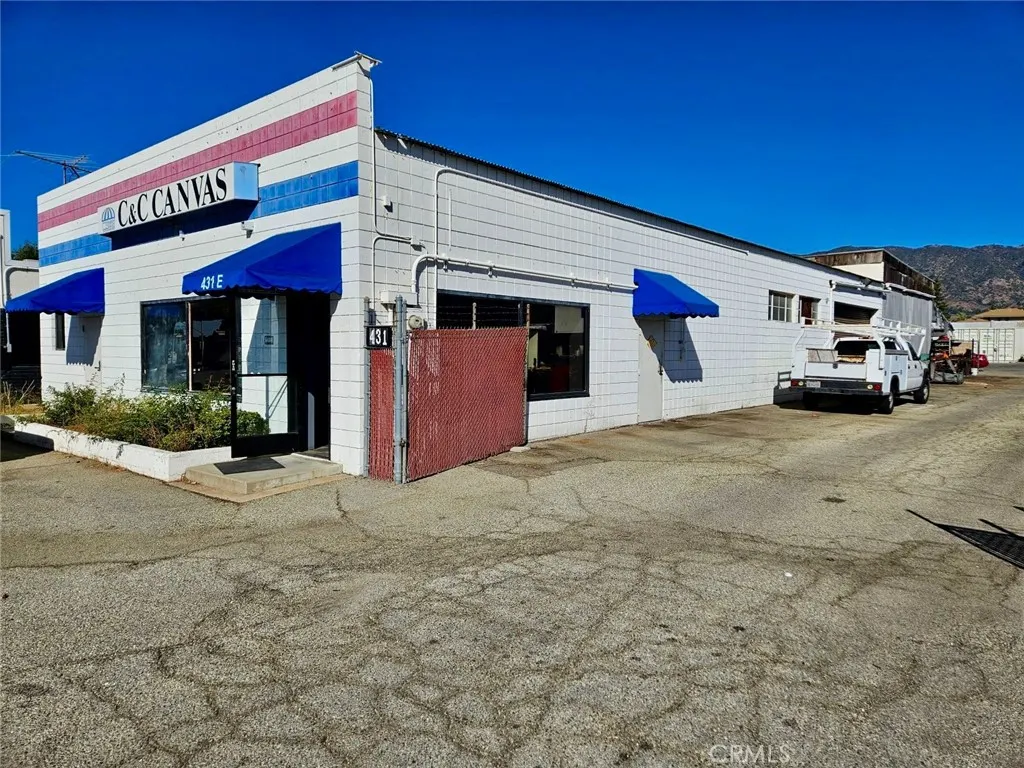 431 E Route 66