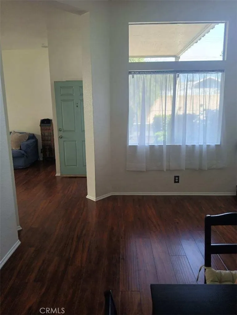 4900 N Grand Avenue, #325