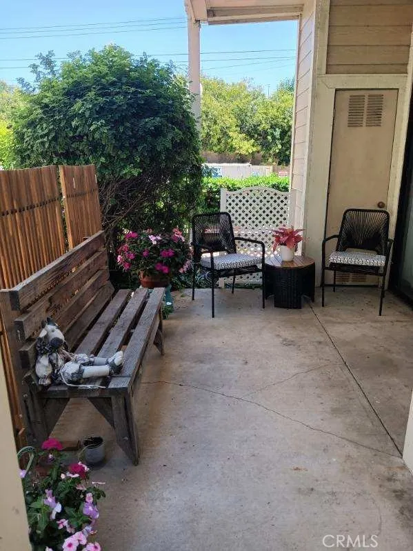 4900 N Grand Avenue, #325