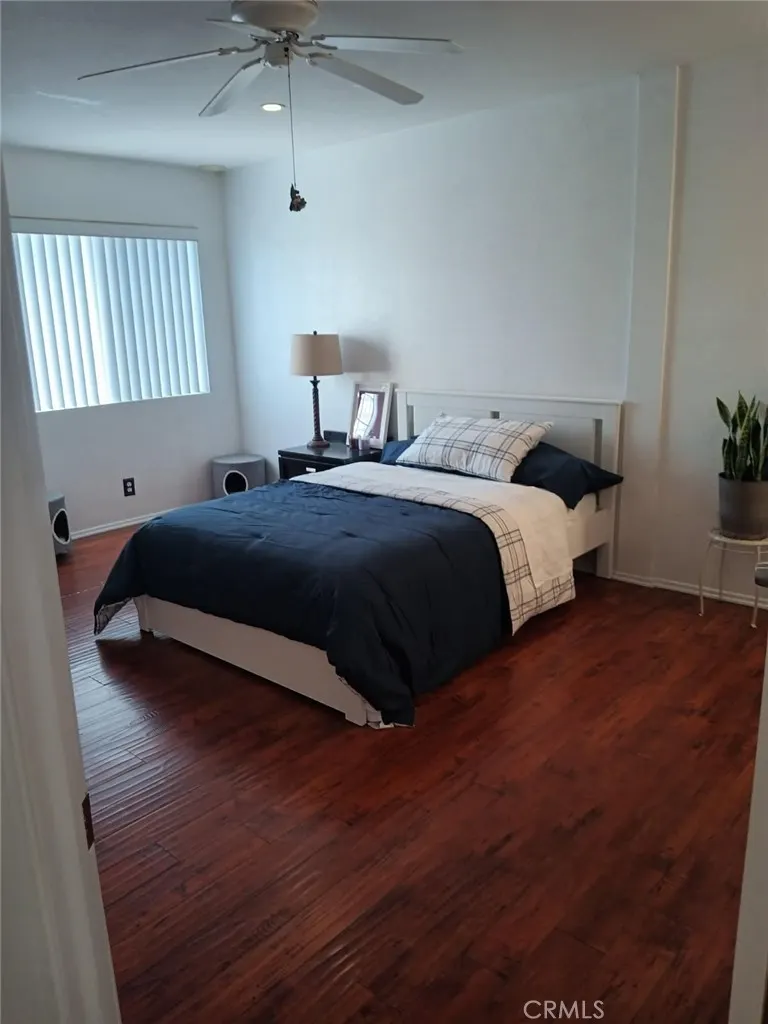 4900 N Grand Avenue, #325