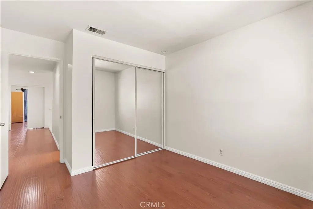 104 Calle Renata