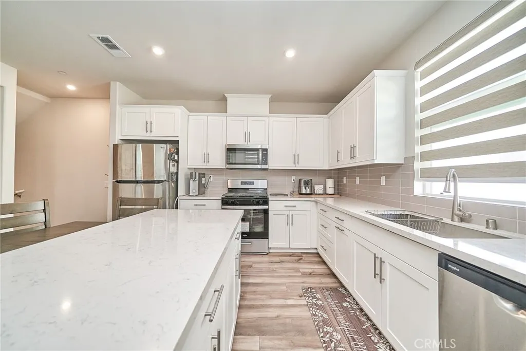 163 Dove Landing