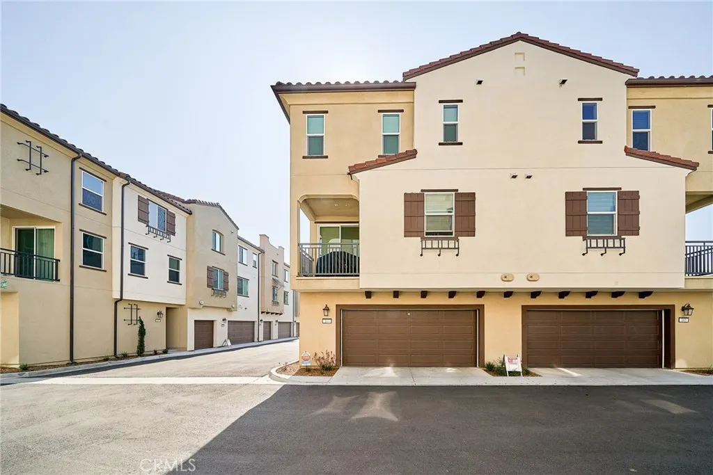 163 Dove Landing