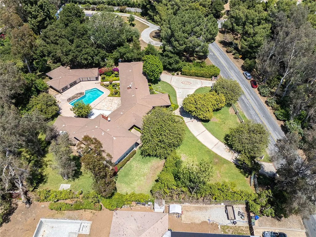 20827 E Mesarica Road