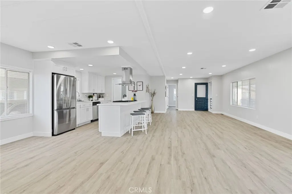 11250 Ramona, #216
