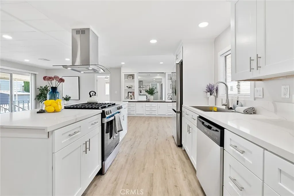11250 Ramona, #216