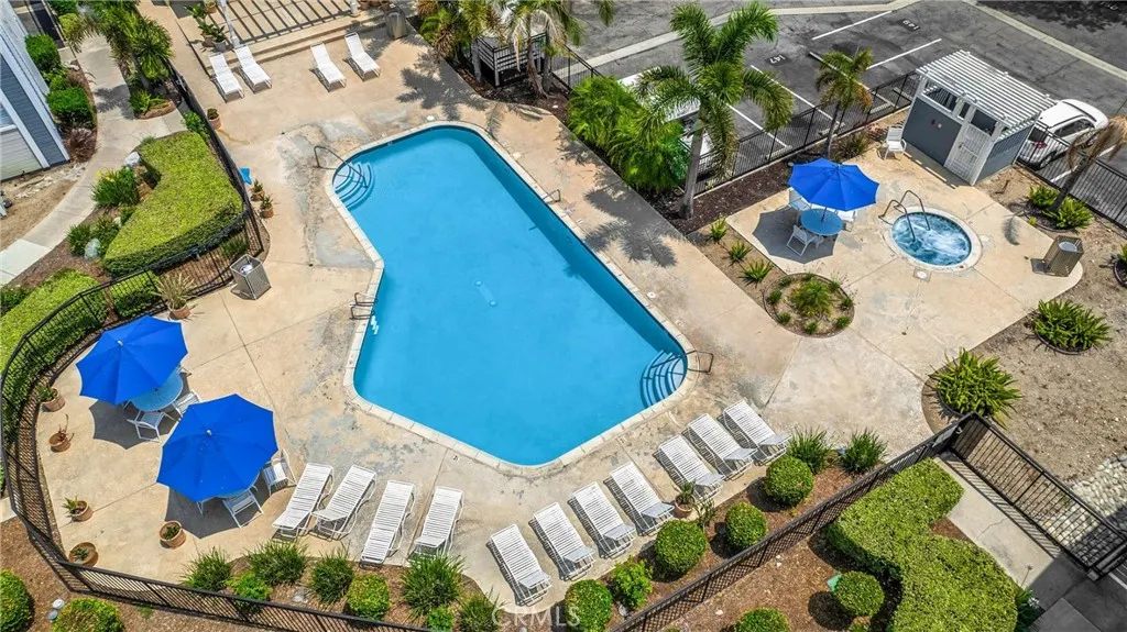 777 S Citrus Avenue, #221