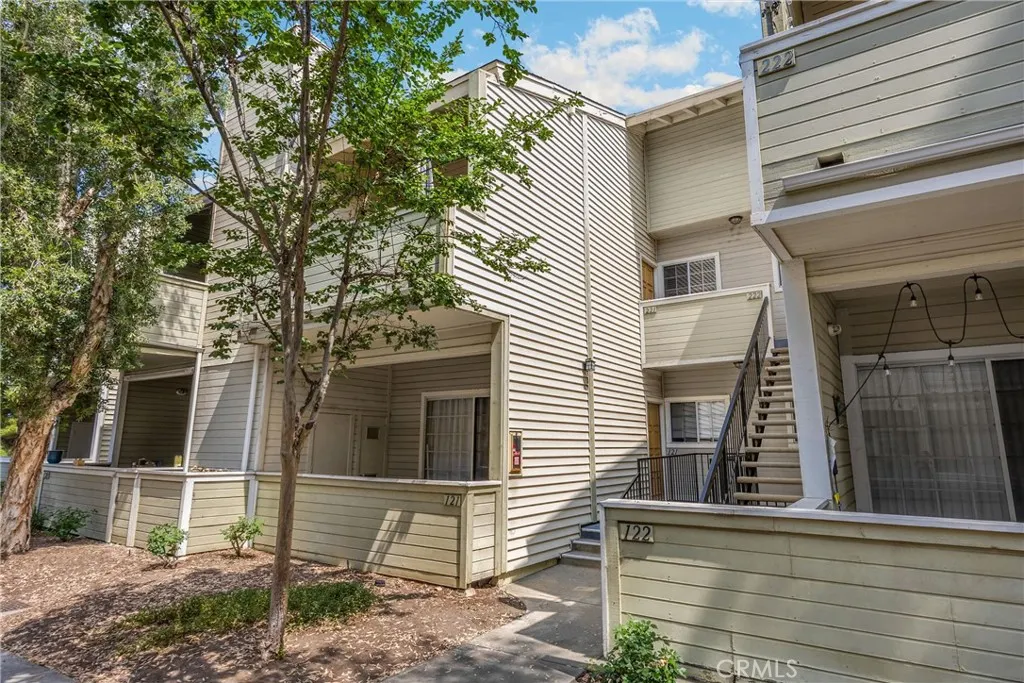 777 S Citrus Avenue, #221