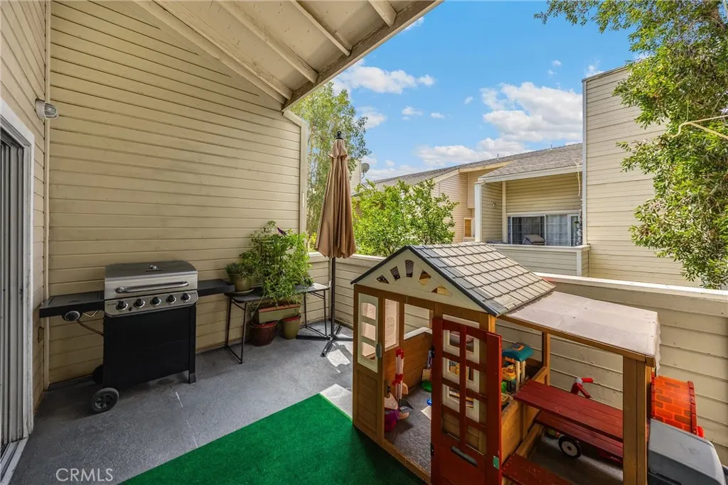777 S Citrus Avenue, #221