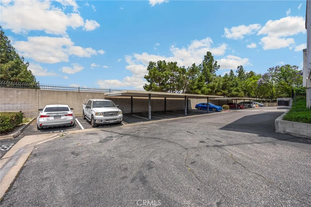 777 S Citrus Avenue, #221